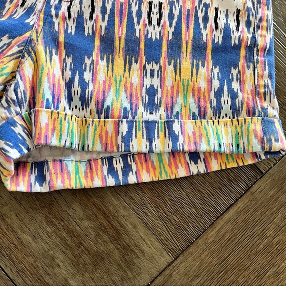 Celebrity Pink Short Cuffed Multi Colour Shorts Size 1 - Picture 3 of 8